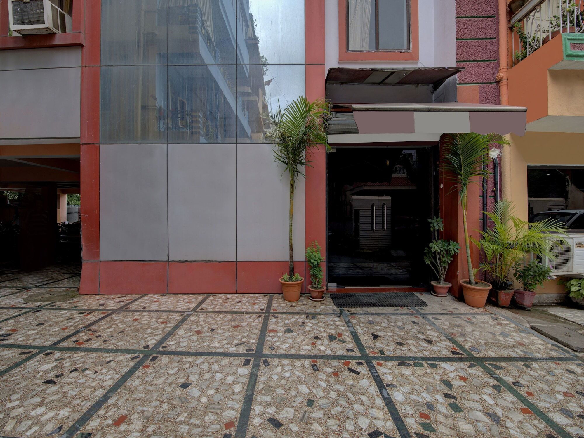 Oyo 4275 Hotel Sunraj Residency Ranchi Bagian luar foto